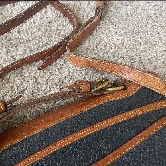 Vintage 90s Dooney & Bourke Off Black and Brown Messenger Bag with Flap Closure - Picture 5 of 11